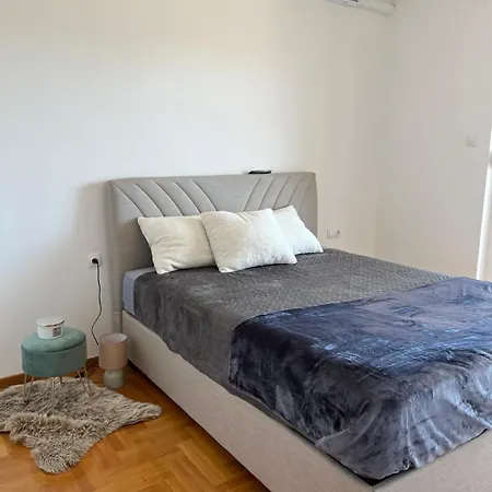 Millenium Apartment *